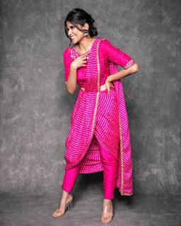 Sai Tamhankar feet photo 20