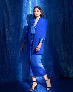 Sai Tamhankar feet photo 15