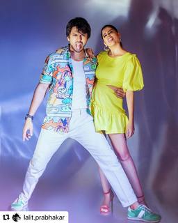 Sai Tamhankar feet photo 9