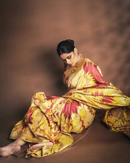 Sai Tamhankar feet photo 2
