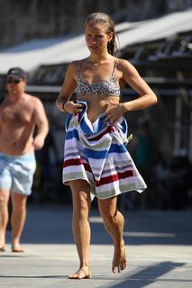 Sailor Brinkley-Cook feet photo 8