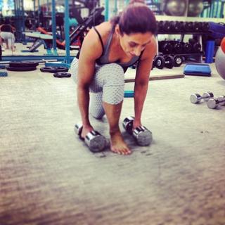 Saira Khan feet photo 16