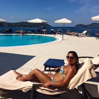 Saira Khan feet photo 6
