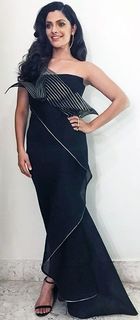 Saiyami Kher feet photo 5