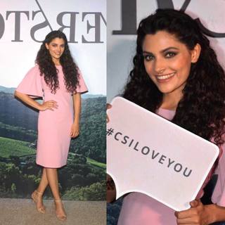 Saiyami Kher feet photo 7