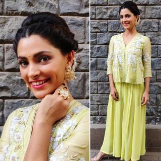 Saiyami Kher feet photo 1