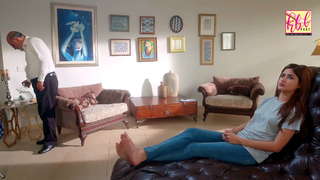 Sajal Ali feet photo thumbnail