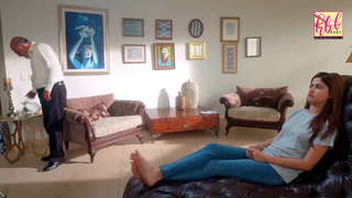 Sajal Ali feet photo thumbnail