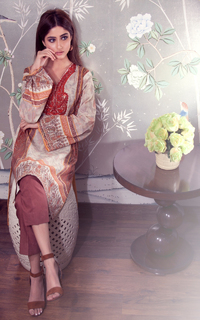 Sajal Ali feet photo thumbnail