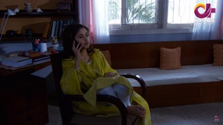 Sajal Ali feet photo thumbnail