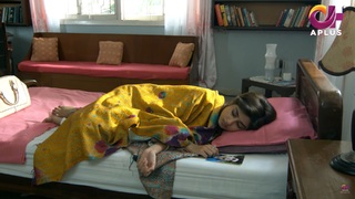 Sajal Ali feet photo thumbnail