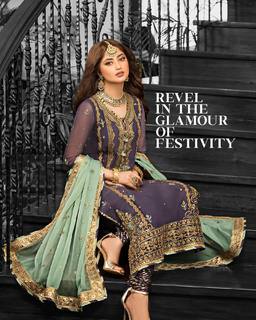 Sajal Ali feet photo thumbnail