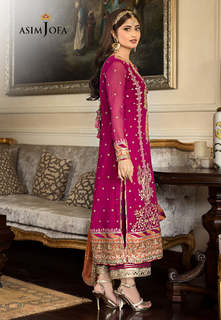 Sajal Ali feet photo thumbnail