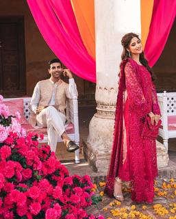 Sajal Ali feet photo thumbnail