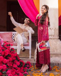 Sajal Ali feet photo thumbnail