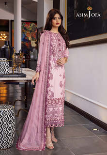 Sajal Ali feet photo thumbnail