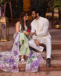 Sajal Ali feet photo thumbnail