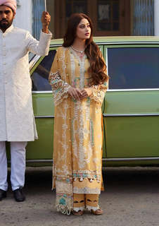 Sajal Ali feet photo thumbnail