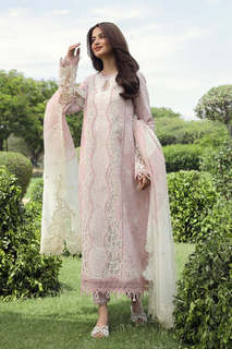 Sajal Ali feet photo thumbnail