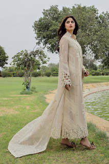 Sajal Ali feet photo thumbnail