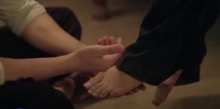 Sajal Ali feet photo thumbnail