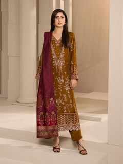 Sajal Ali feet photo thumbnail