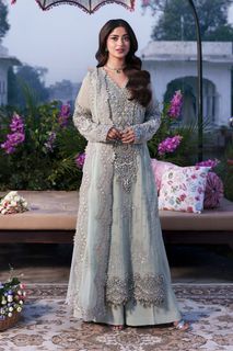 Sajal Ali feet photo 2