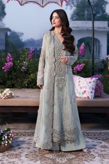 Sajal Ali feet photo 1