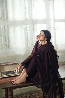 Sajal Ali feet photo 1