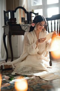 Sajal Ali feet photo 8