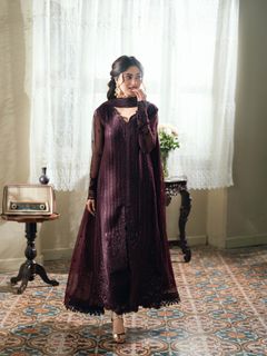 Sajal Ali feet photo 2