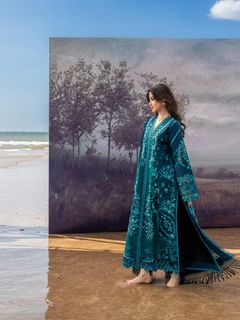 Sajal Ali feet photo 19