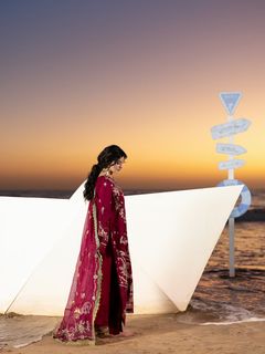Sajal Ali feet photo 3