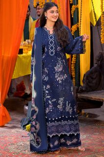 Sajal Ali feet photo 14