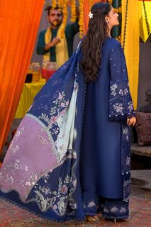 Sajal Ali feet photo 12