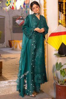 Sajal Ali feet photo 20
