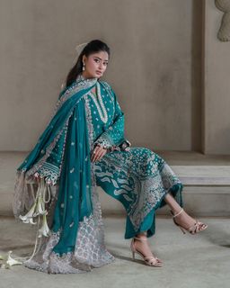 Sajal Ali feet photo 3
