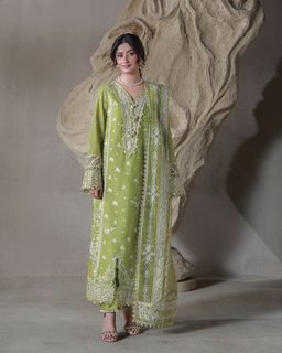 Sajal Ali feet photo 13
