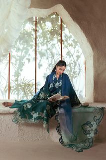 Sajal Ali feet photo 19