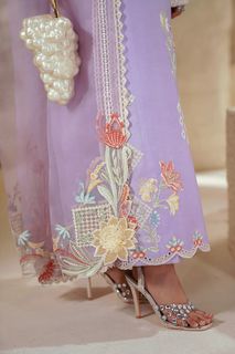 Sajal Ali feet photo 16