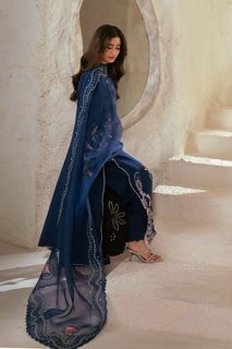 Sajal Ali feet photo 14