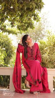 Sajal Ali feet photo 8