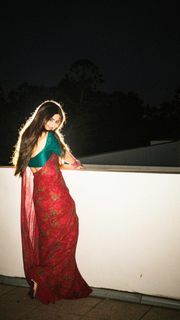 Sajal Ali feet photo 2