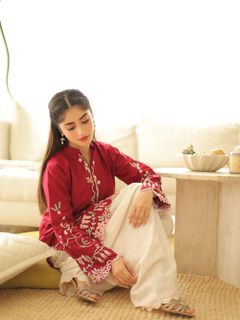 Sajal Ali feet photo 20