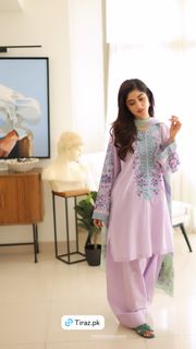 Sajal Ali feet photo 11