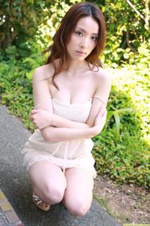 Saki Seto feet photo 2