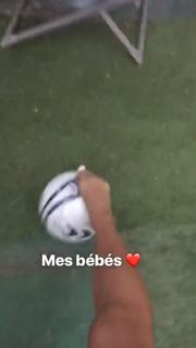 Sakina Karchaoui feet photo thumbnail