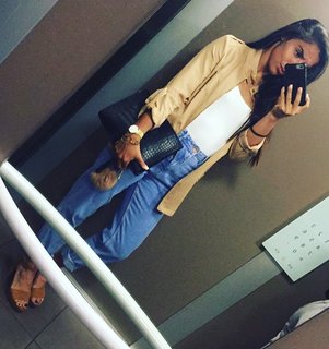 Sakina Karchaoui feet photo thumbnail