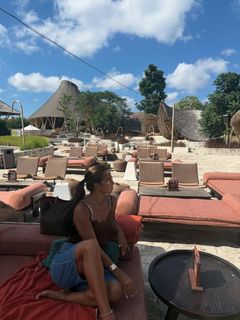 Sakina Karchaoui feet photo thumbnail