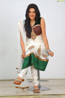 Sakshi Choudhary feet photo 20
